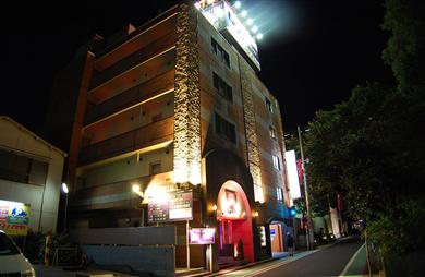 ホテル AKAIKUTSUの画像