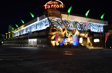 ホテル タ-ザンの画像