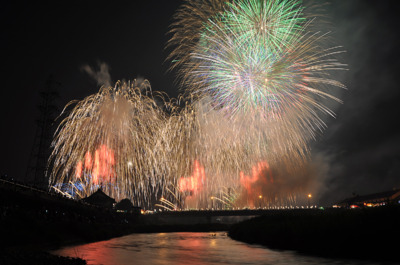 名張川納涼花火大会の画像