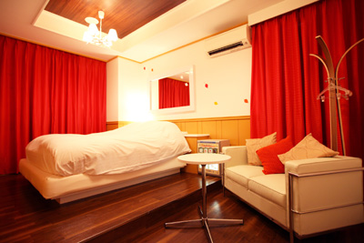 ホテルフェアリーＤ>